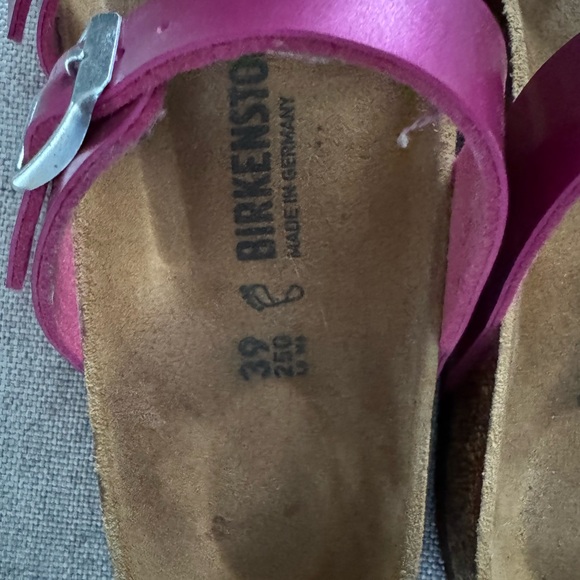 Size 39 women’s pink Birkenstocks - Picture 2 of 4